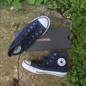 Hightop Navy Crochet Converse